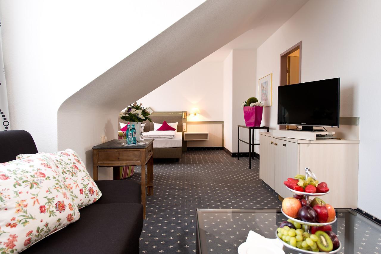 Achat Hotel Reilingen Walldorf Bagian luar foto