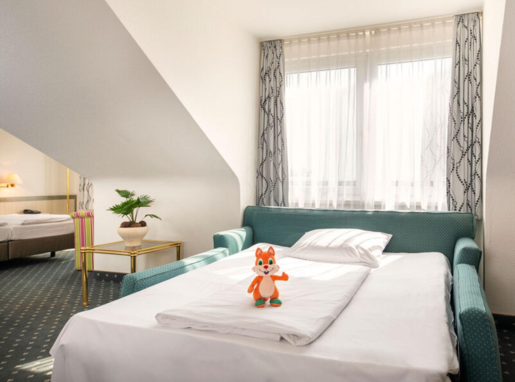 Achat Hotel Reilingen Walldorf Bagian luar foto